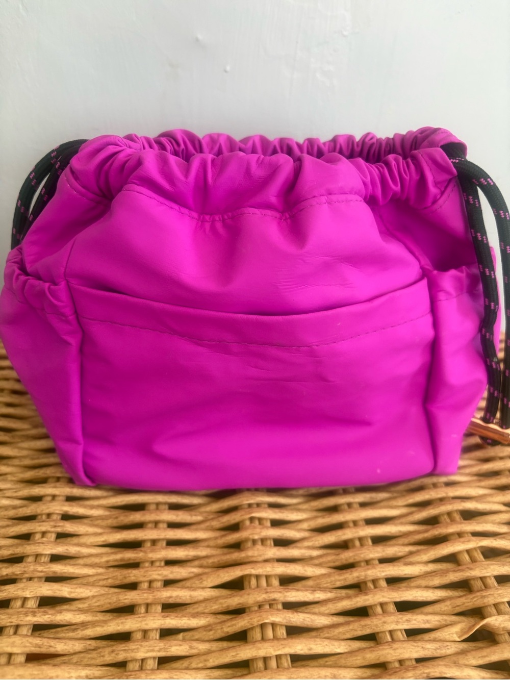 VERSACE PARFUME Nylon Makeup/Travel Bag, FUSCHIA/BLACK - Picture 8 of 15